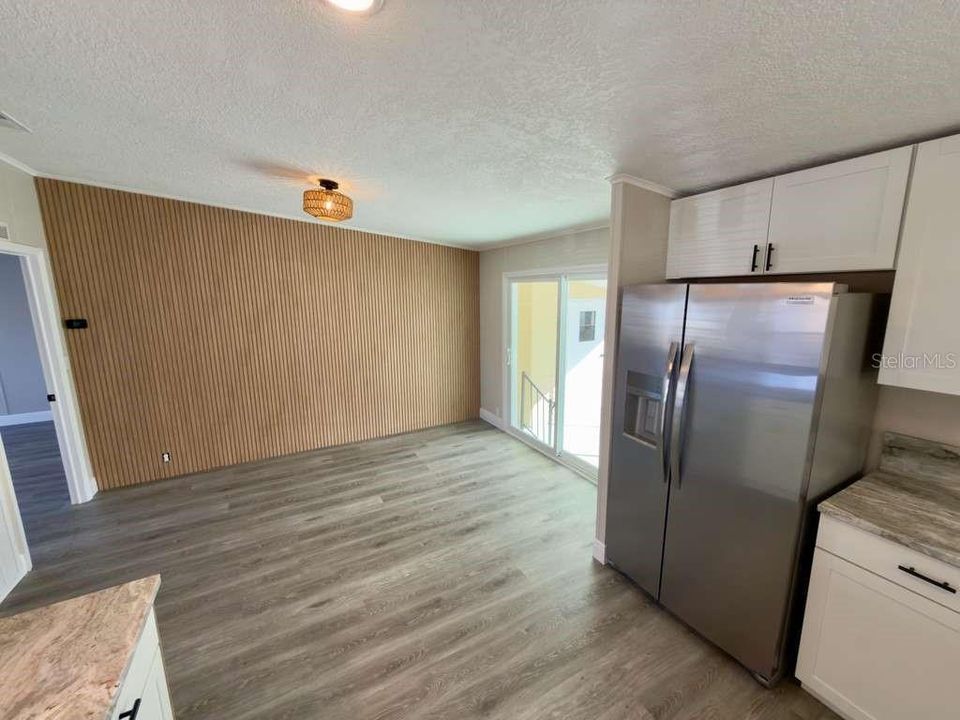 For Sale: $229,900 (2 beds, 2 baths, 1344 Square Feet)