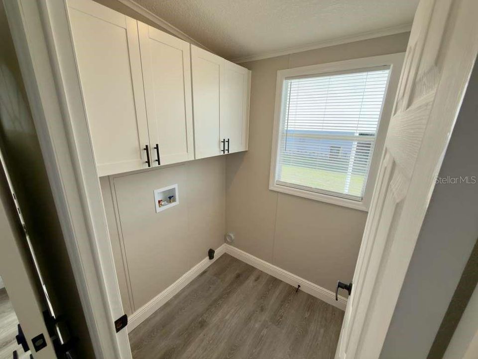 For Sale: $229,900 (2 beds, 2 baths, 1344 Square Feet)