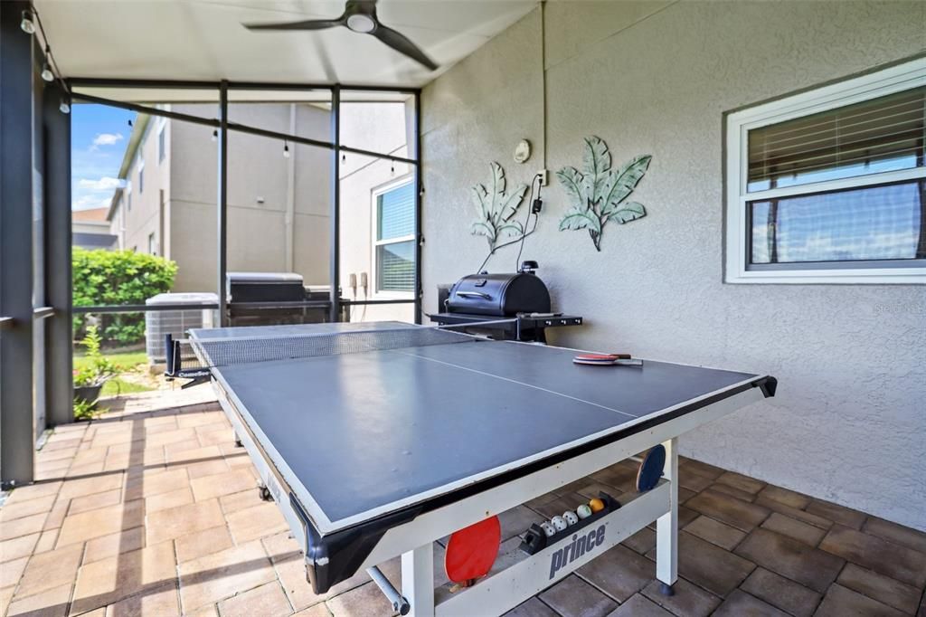 En Venta: $615,000 (4 camas, 2 baños, 2560 Pies cuadrados)