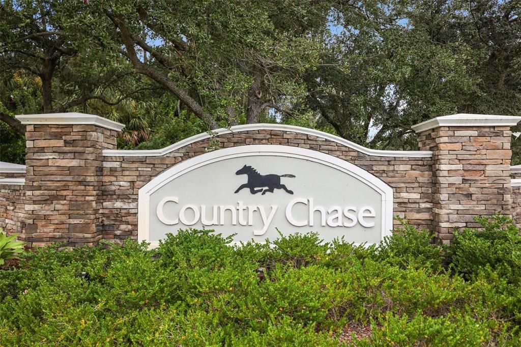 En Venta: $615,000 (4 camas, 2 baños, 2560 Pies cuadrados)