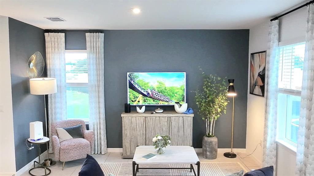 En Renta: $2,000 (3 camas, 2 baños, 1451 Pies cuadrados)