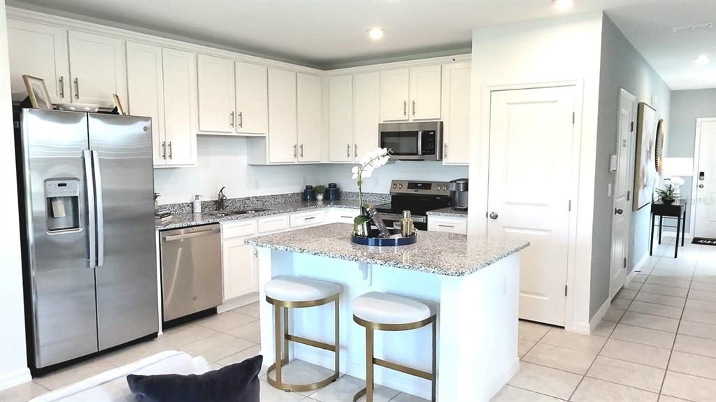 En Renta: $2,000 (3 camas, 2 baños, 1451 Pies cuadrados)