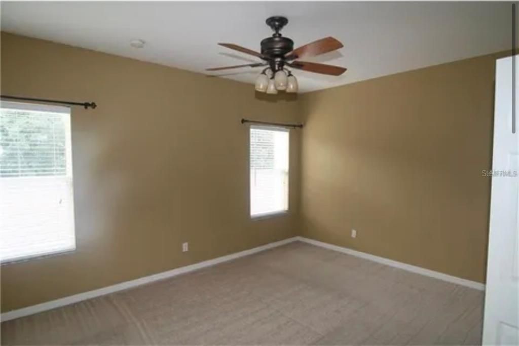 For Rent: $2,350 (3 beds, 2 baths, 1705 Square Feet)