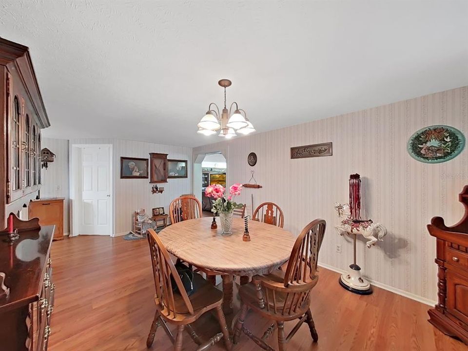 На продажу: $899,500 (5 спален, 3 ванн, 3638 Квадратных фут)