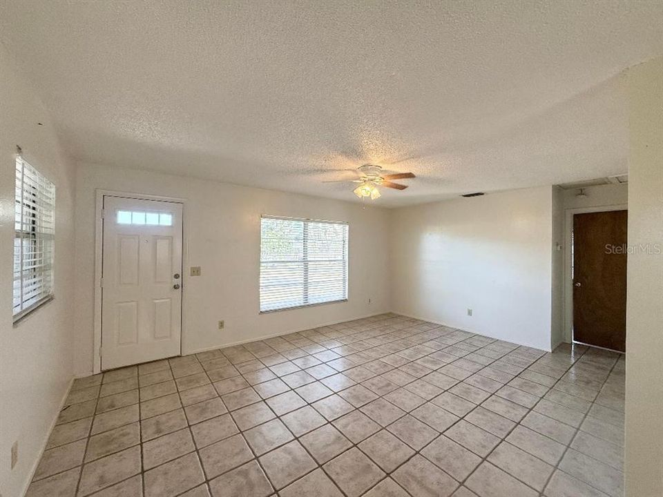 На продажу: $899,500 (5 спален, 3 ванн, 3638 Квадратных фут)