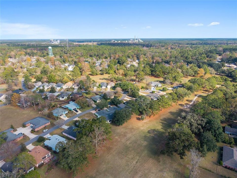 待售: $285,000 (2 贝兹, 2 浴室, 1311 平方英尺)