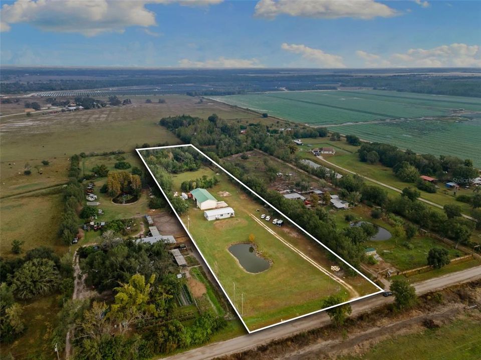 For Sale: $447,900 (3 beds, 2 baths, 1566 Square Feet)