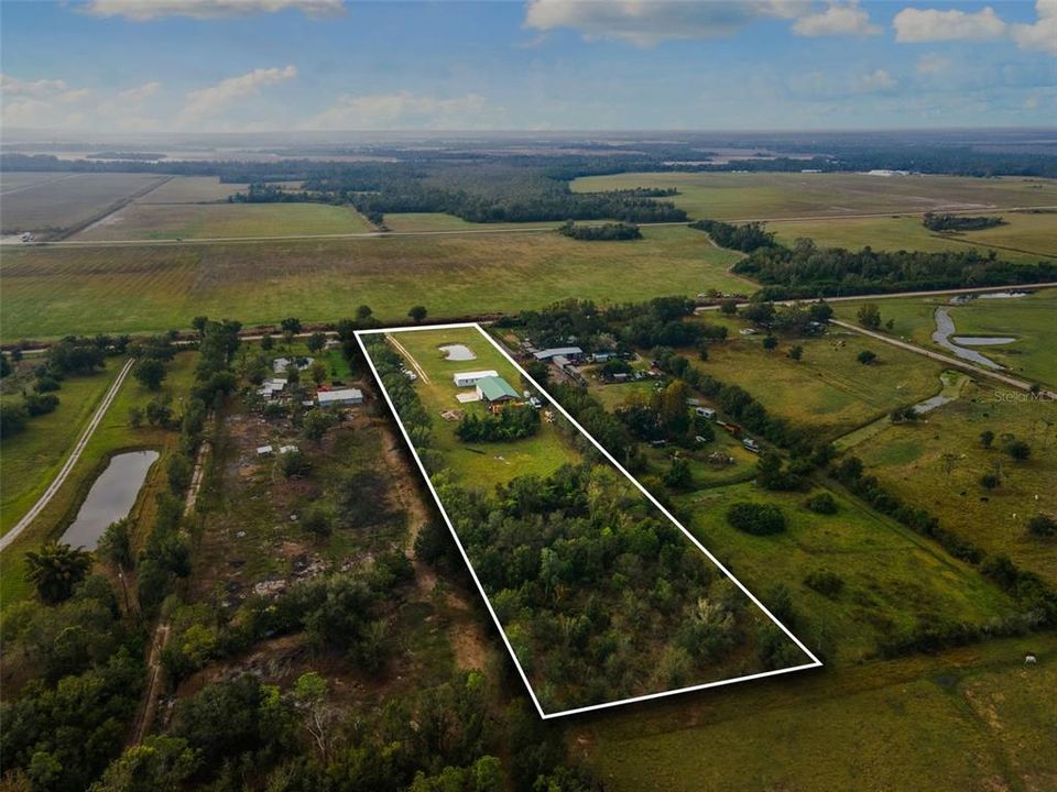 For Sale: $447,900 (3 beds, 2 baths, 1566 Square Feet)