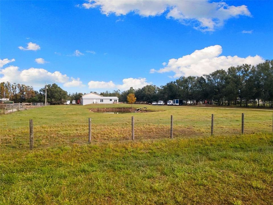 For Sale: $447,900 (3 beds, 2 baths, 1566 Square Feet)