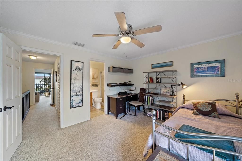 For Rent: $1,900 (2 beds, 2 baths, 1104 Square Feet)