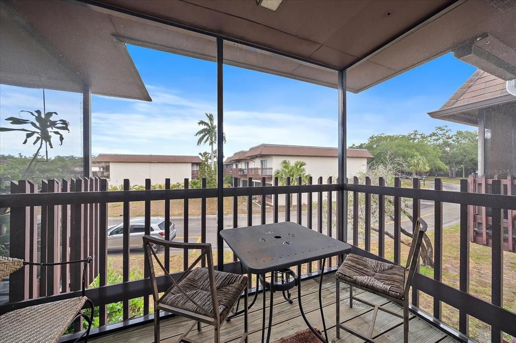 For Rent: $1,900 (2 beds, 2 baths, 1104 Square Feet)