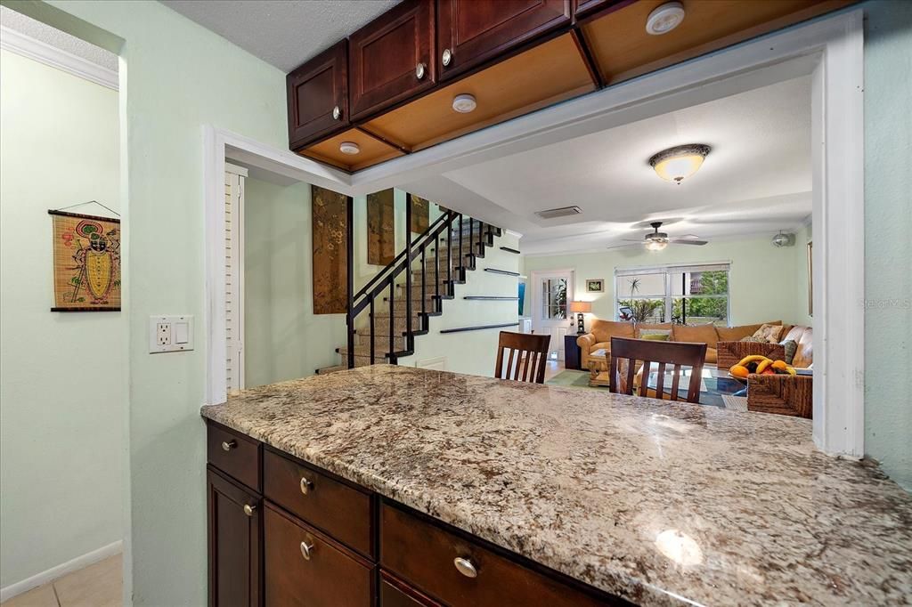 For Rent: $1,900 (2 beds, 2 baths, 1104 Square Feet)