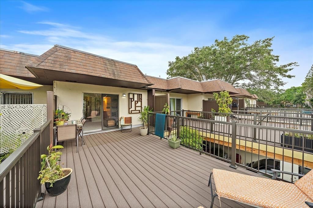 For Rent: $1,900 (2 beds, 2 baths, 1104 Square Feet)