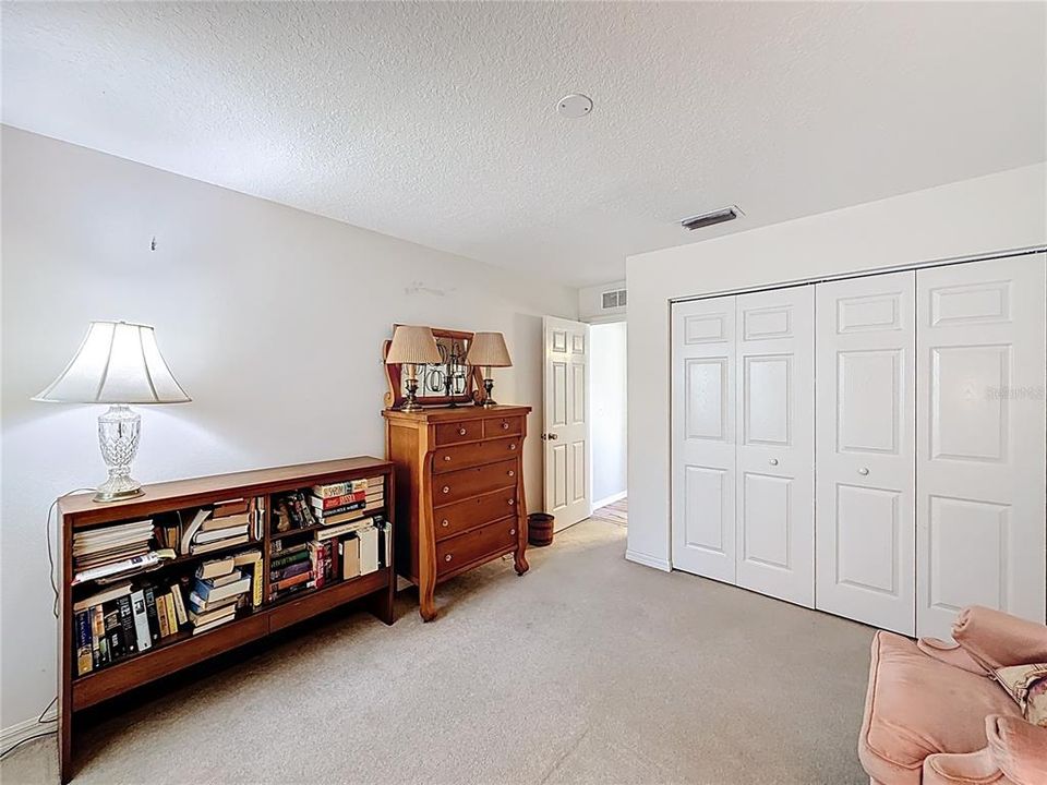 For Sale: $274,900 (3 beds, 2 baths, 1495 Square Feet)