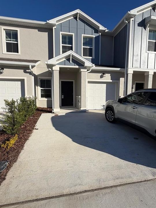 For Rent: $2,000 (3 beds, 2 baths, 1360 Square Feet)