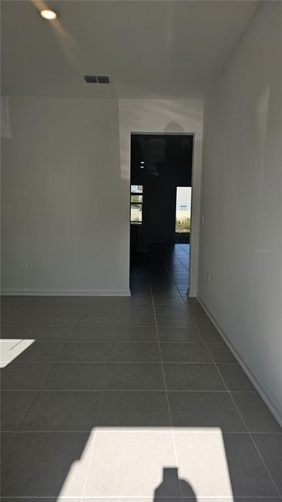 For Rent: $2,000 (3 beds, 2 baths, 1360 Square Feet)