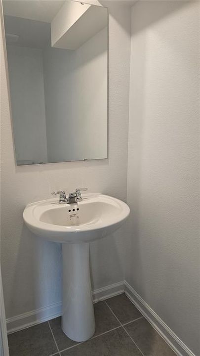 For Rent: $2,000 (3 beds, 2 baths, 1360 Square Feet)