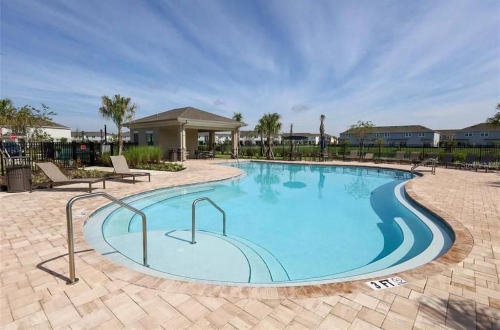 For Rent: $2,000 (3 beds, 2 baths, 1360 Square Feet)