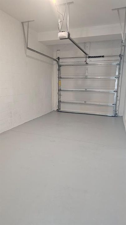 For Rent: $2,000 (3 beds, 2 baths, 1360 Square Feet)