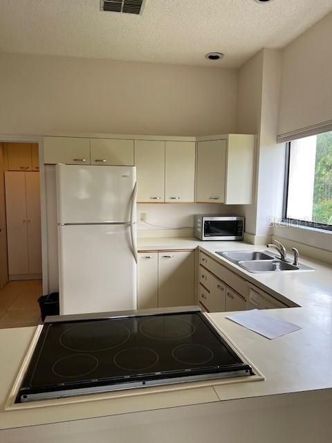 待售: $299,900 (3 贝兹, 2 浴室, 1790 平方英尺)