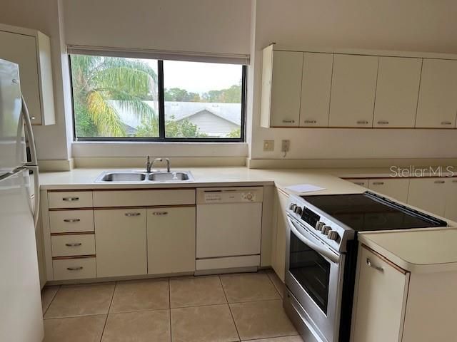 待售: $299,900 (3 贝兹, 2 浴室, 1790 平方英尺)