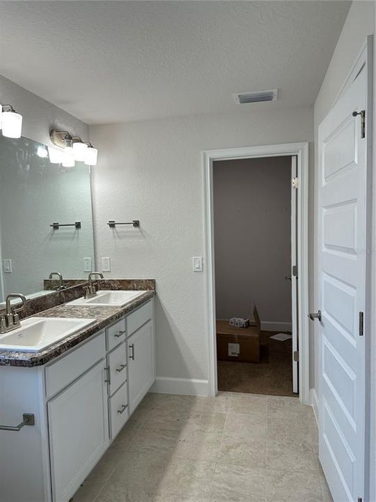 For Sale: $312,250 (3 beds, 2 baths, 1540 Square Feet)