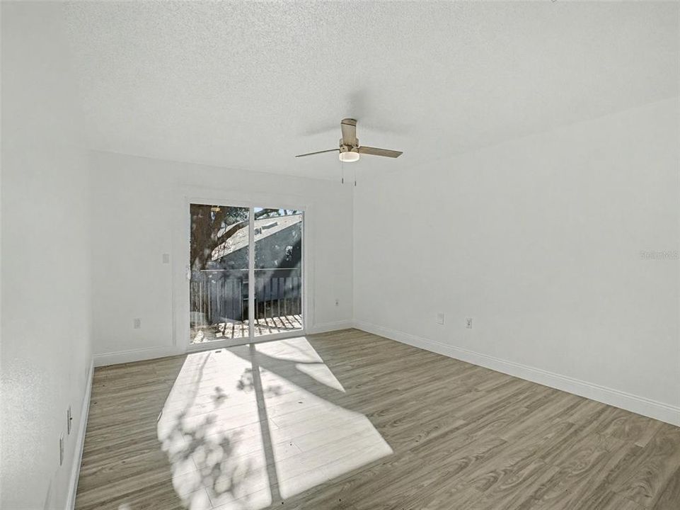 На продажу: $409,000 (3 спален, 2 ванн, 2032 Квадратных фут)