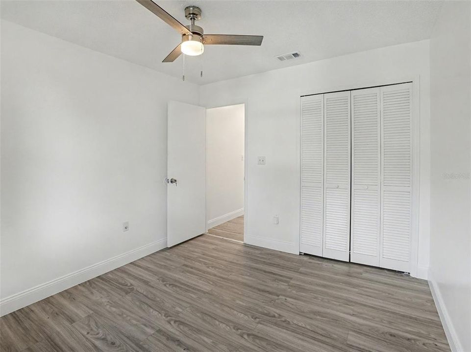 На продажу: $409,000 (3 спален, 2 ванн, 2032 Квадратных фут)