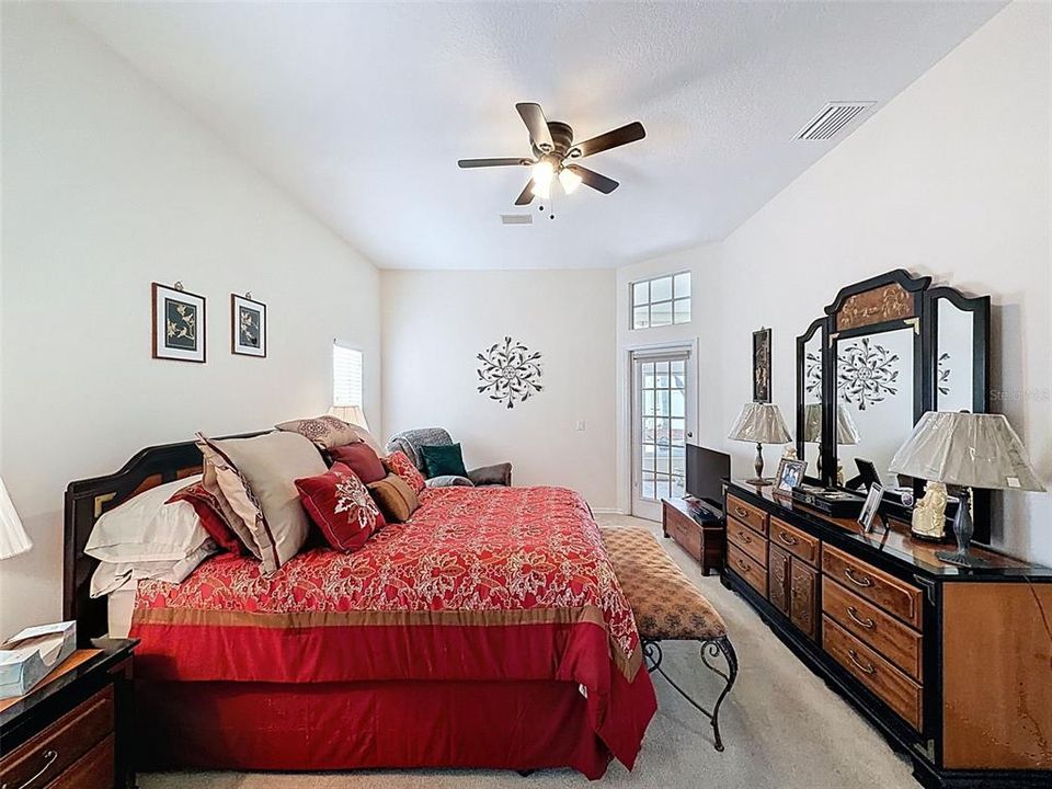 En Venta: $490,000 (3 camas, 2 baños, 2397 Pies cuadrados)