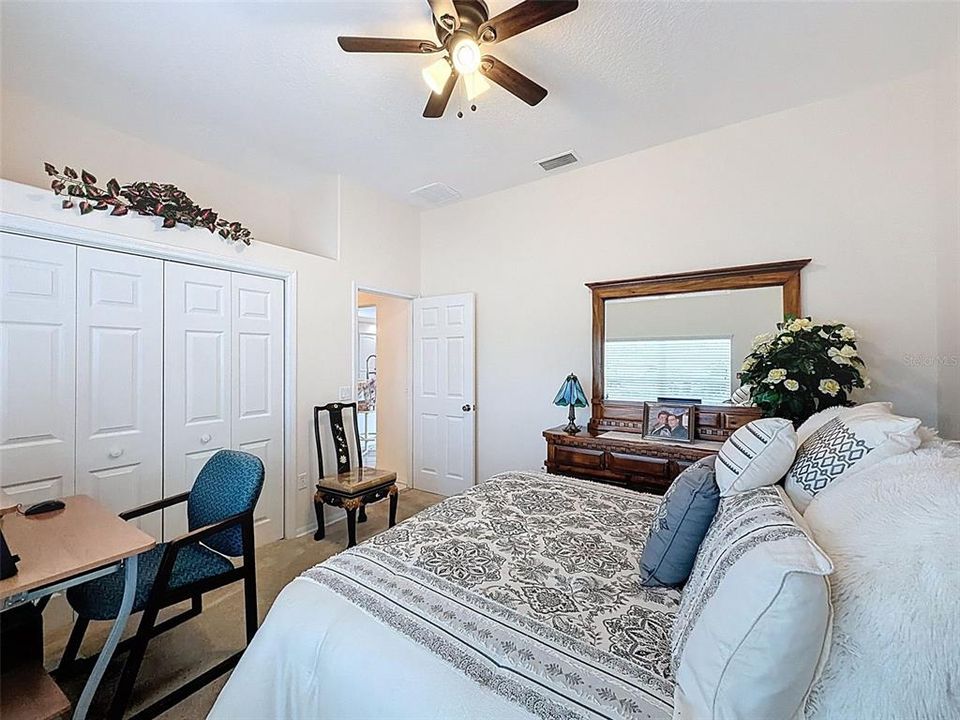 En Venta: $490,000 (3 camas, 2 baños, 2397 Pies cuadrados)