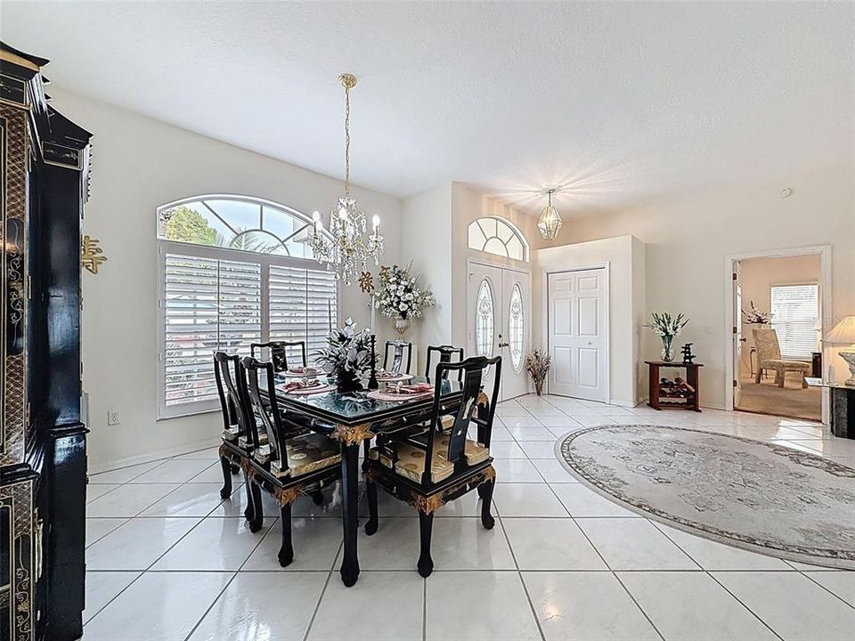 En Venta: $490,000 (3 camas, 2 baños, 2397 Pies cuadrados)