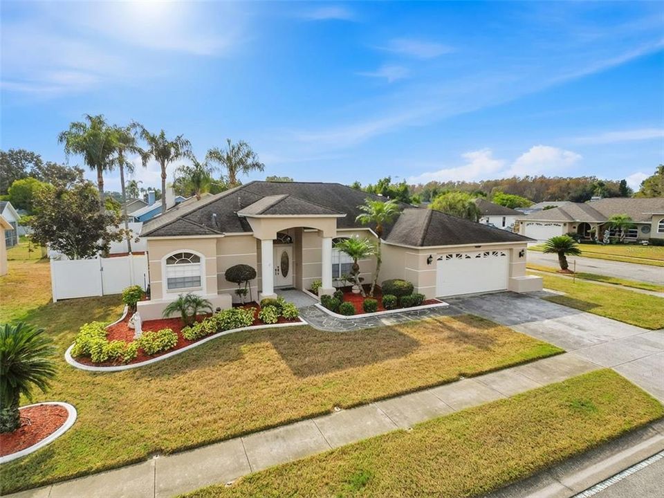 En Venta: $490,000 (3 camas, 2 baños, 2397 Pies cuadrados)