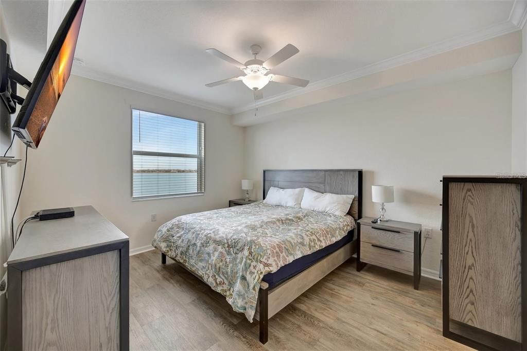 В аренду: $2,300 (2 спален, 2 ванн, 1121 Квадратных фут)