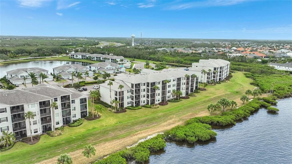 В аренду: $2,300 (2 спален, 2 ванн, 1121 Квадратных фут)