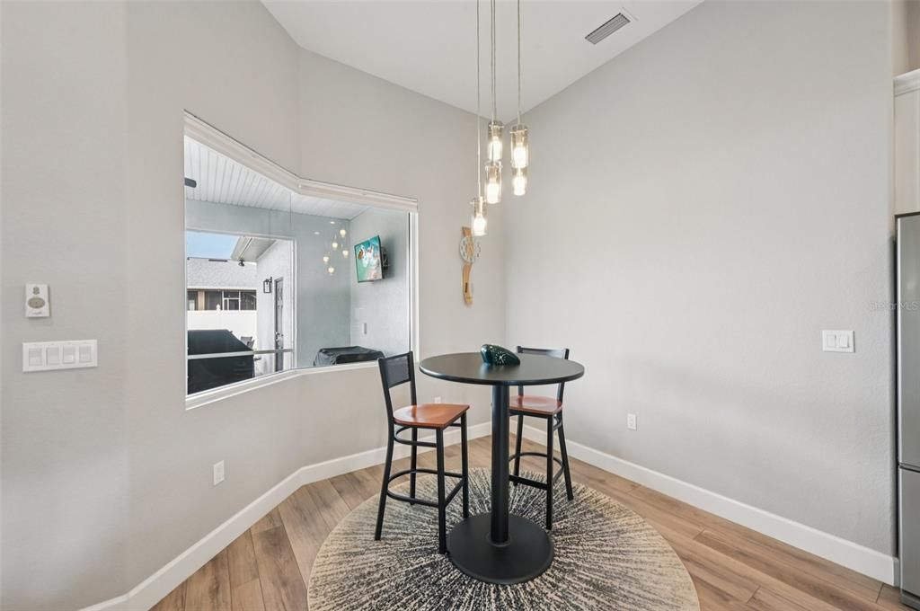 На продажу: $459,000 (3 спален, 2 ванн, 1730 Квадратных фут)