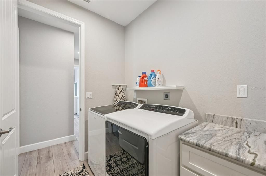 На продажу: $459,000 (3 спален, 2 ванн, 1730 Квадратных фут)