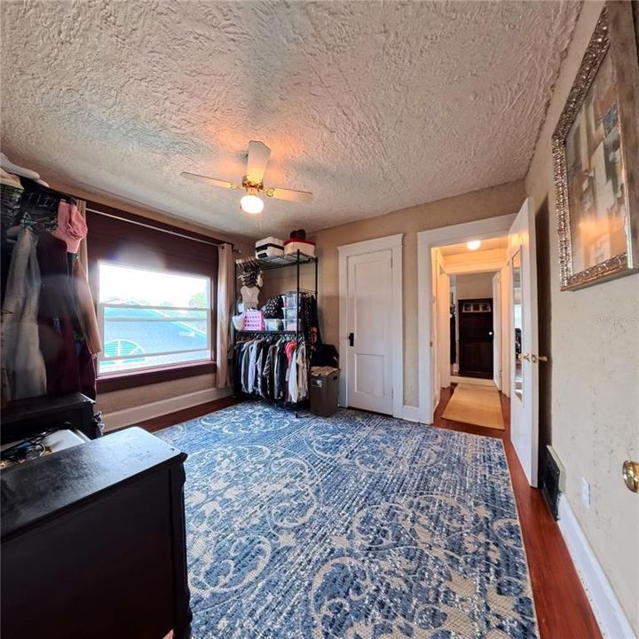 En Venta: $990,000 (9 camas, 0 baños, 2772 Pies cuadrados)