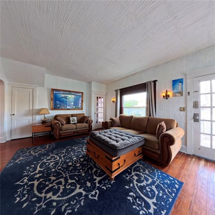 En Venta: $990,000 (9 camas, 0 baños, 2772 Pies cuadrados)