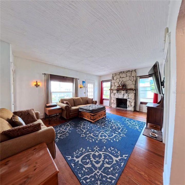 En Venta: $990,000 (9 camas, 0 baños, 2772 Pies cuadrados)