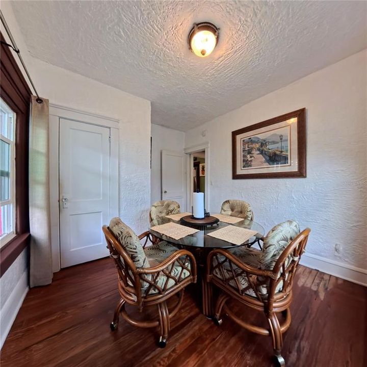 En Venta: $990,000 (9 camas, 0 baños, 2772 Pies cuadrados)