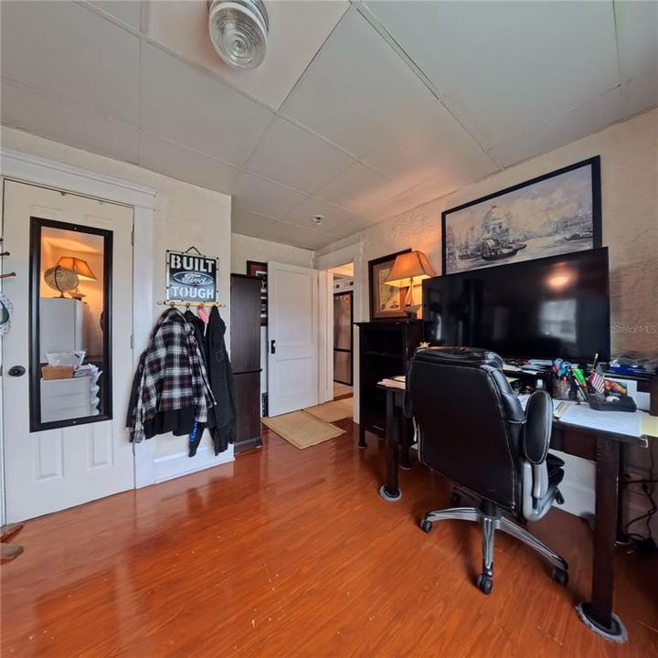 En Venta: $990,000 (9 camas, 0 baños, 2772 Pies cuadrados)