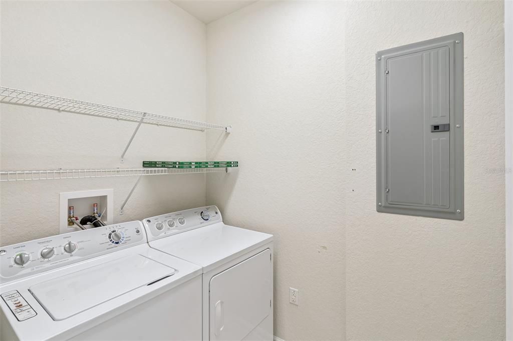 En Venta: $399,000 (3 camas, 2 baños, 1670 Pies cuadrados)