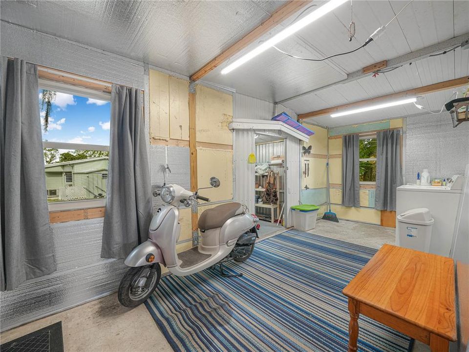 For Sale: $59,500 (1 beds, 1 baths, 518 Square Feet)