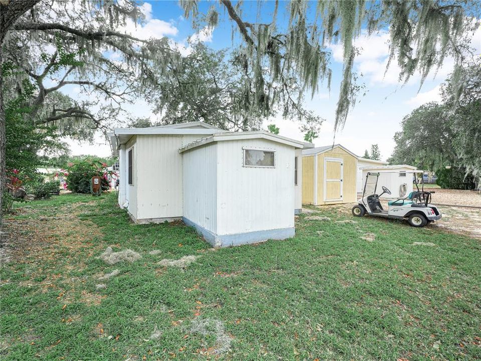 For Sale: $59,500 (1 beds, 1 baths, 518 Square Feet)