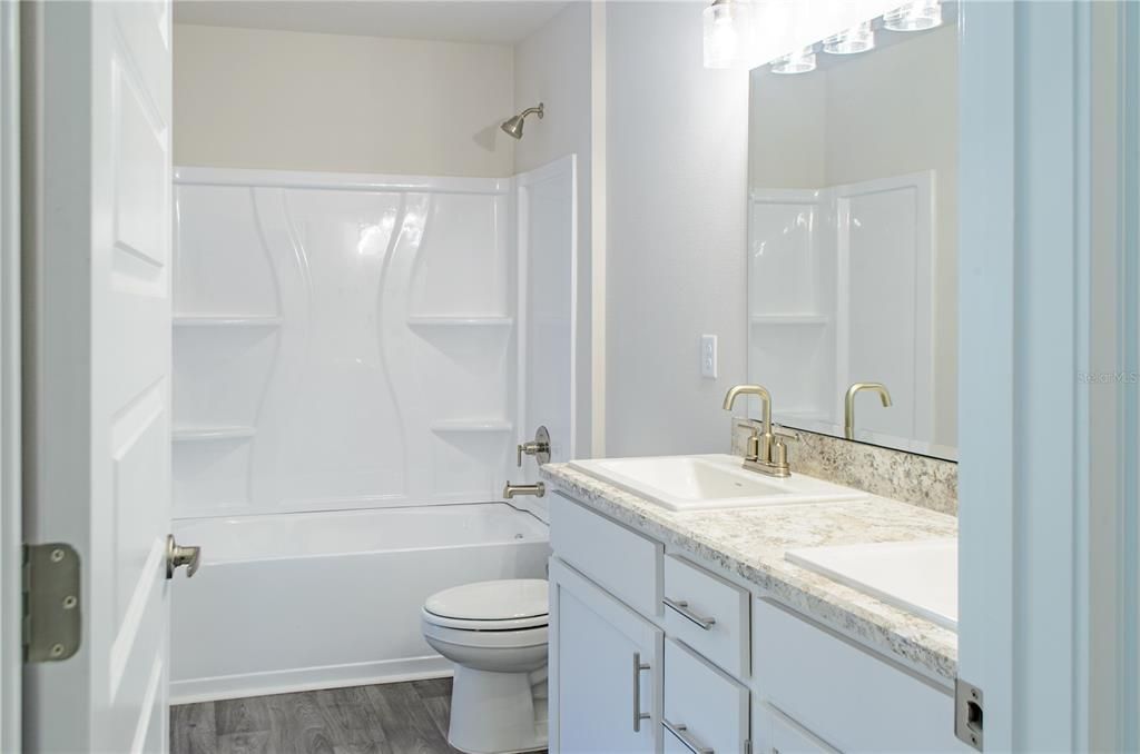 For Sale: $376,900 (4 beds, 3 baths, 2265 Square Feet)