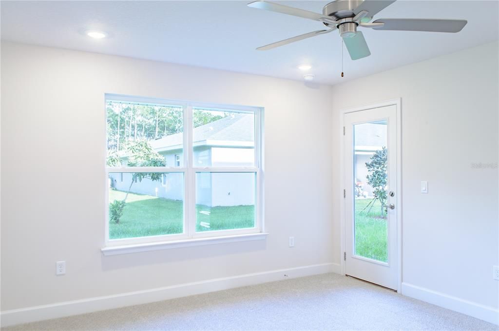 For Sale: $376,900 (4 beds, 3 baths, 2265 Square Feet)