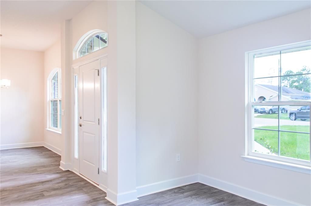 For Sale: $376,900 (4 beds, 3 baths, 2265 Square Feet)