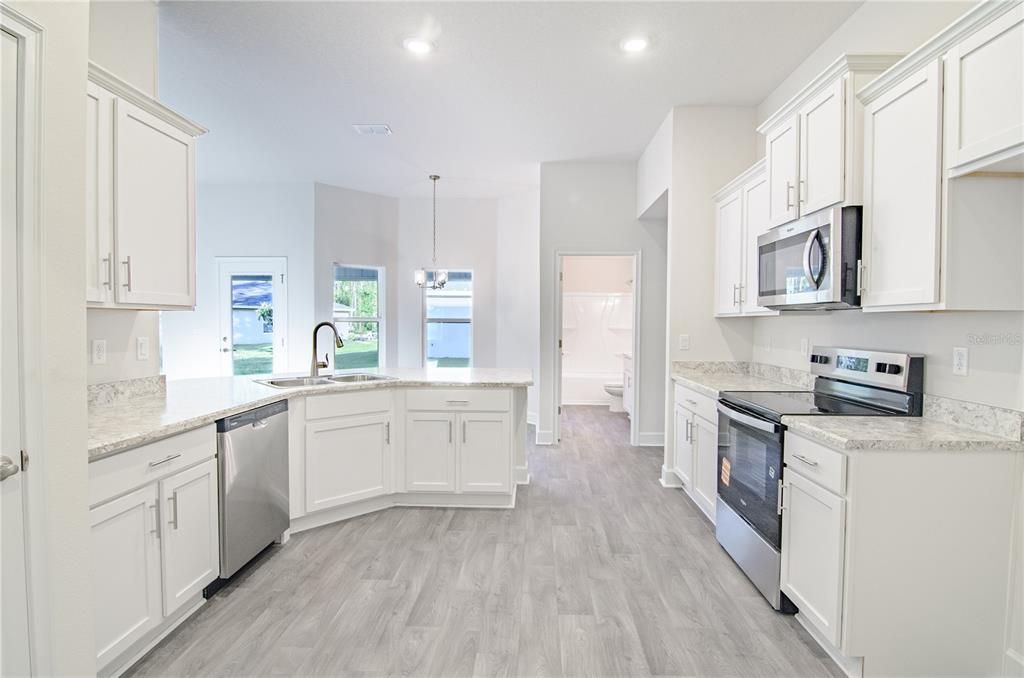 For Sale: $376,900 (4 beds, 3 baths, 2265 Square Feet)