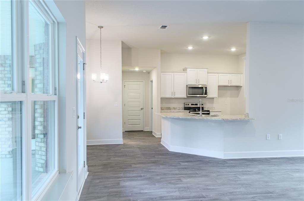 For Sale: $376,900 (4 beds, 3 baths, 2265 Square Feet)