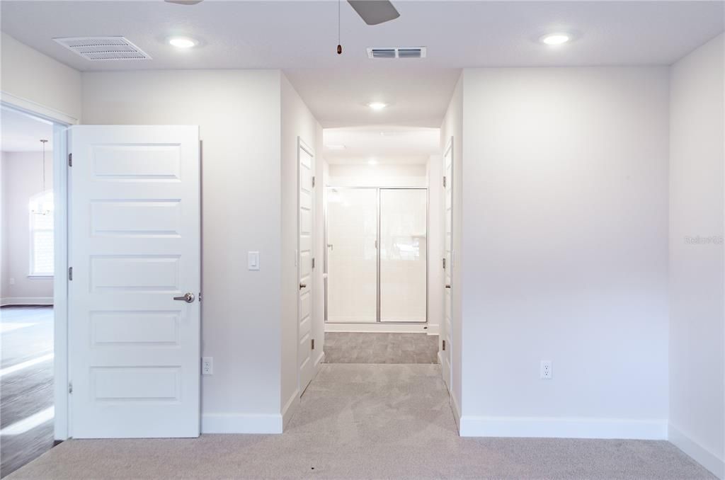 For Sale: $376,900 (4 beds, 3 baths, 2265 Square Feet)